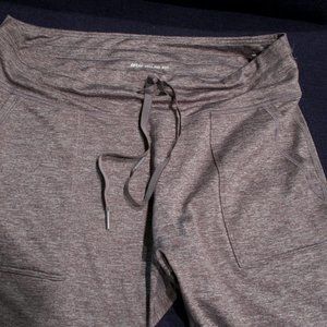 AERIE PLAY POCKET & CUFF LEGGING (GRAY/GREY XL)